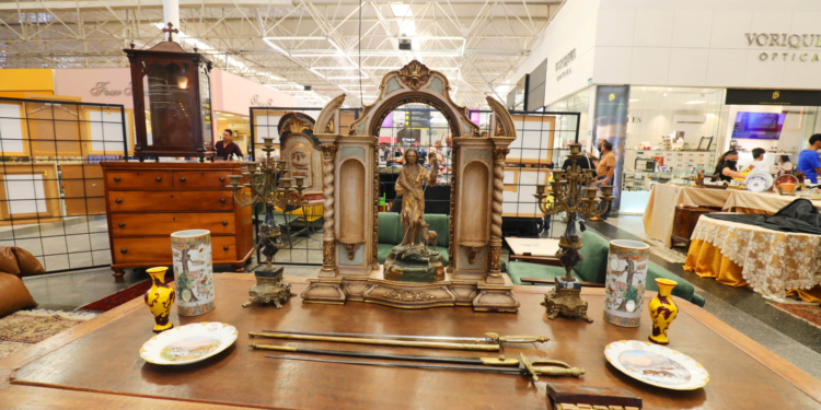 Mercato Feira de Artes, Antiguidades e Design movimenta o shopping Gilberto Salomão neste fim de semana