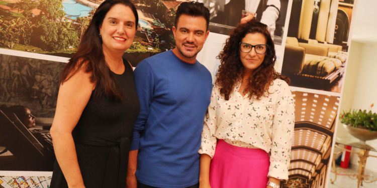 Lizete Ribeiro apresenta o Grande Hotel e Termas de Araxá para seletos convidados de Tiago Correia