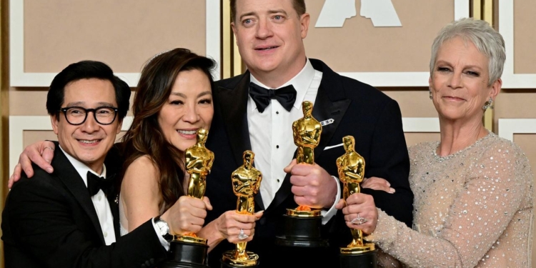 Oscar 2023: “Tudo em Todo Lugar ao Mesmo Tempo” leva 7 estatuetas. Veja os premiados!