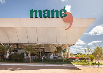 Mané Mercado recebe premiação internacional pela renomada publicação britânica Monocle