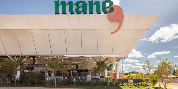 Mané Mercado recebe premiação internacional pela renomada publicação britânica Monocle