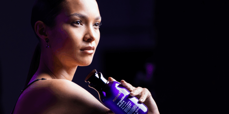 Top model Laís Ribeiro protagoniza filme do novo Nativa SPA Orquídea Noire