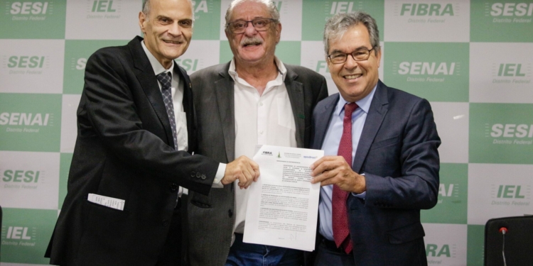 Governo firma parceria para impulsionar exportações do DF