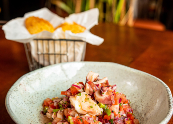 Quintal do Coco: nova experiência Coco Bambu inaugura no Mané Mercado