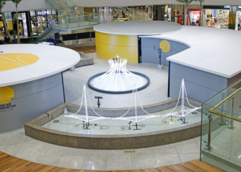 ParkShopping lança exposição imersiva ‘Oscar Niemeyer: Linhas e Luzes’ em noite de coquetel