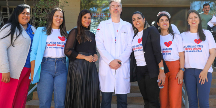 Gesto de amor: mulheres representantes do governo do Distrito Federal lançam campanha de doação de sangue