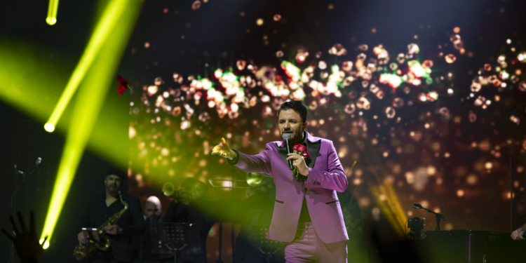 Maurício Manieri vem a Brasília apresentar nova edição da superprodução de “Classics” 