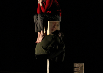 Cia Catavento apresenta o espetáculo “Hi.a.to”no Teatro Plínio Marcos