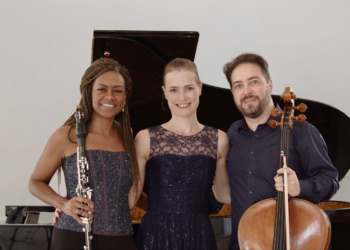 Liberarte Trio apresenta recital Noite Romântica no CTJ Hall