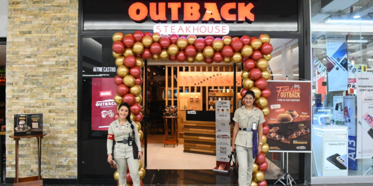 Neste Dia dos Namorados, Taguatinga Shopping presenteia casais com 100 jantares no restaurante Outback Steakhouse