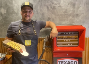 Street food: Chef Ronny Peterson inaugura novo point de sanduíches com nomes de carros 