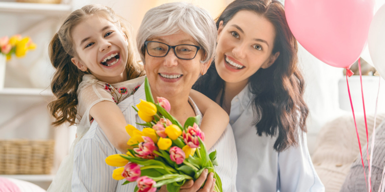 Solidariedade: Neste Dia dos Avós, Taguatinga Shopping recebe doações de alimentos