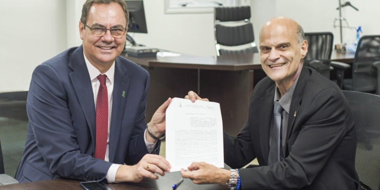 Secretaria de Relações Internacionais e Fecomércio-DF negociam acordo de fortalecimento de importação e exportação com países da África Ocidental