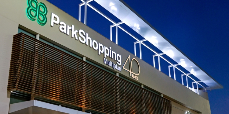Silver Week: ParkShopping começa liquidação exclusiva para clientes 50+