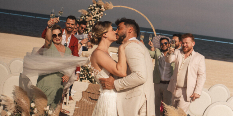 Julio Rocha e Karoline Kleine se casam em cerimônia intimista em Cancún com moda e beleza de Brasília