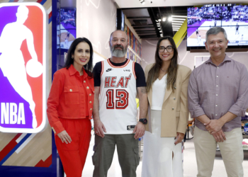 Ao som dos famosos Chicco Aquino e Hugo Drop, Taguatinga Shopping celebra a chegada da loja oficial da NBA