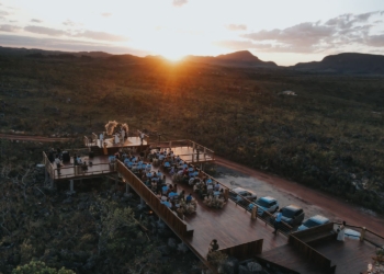 Pura – Templo de Pedra une eventos, gastronomia e hospedagem com experiências inesquecíveis na Chapada dos Veadeiros