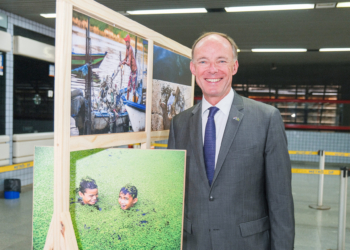 Embaixada dos Países Baixos lança exposição “Água é Vida” na Estação Galeria do Metrô de Brasília