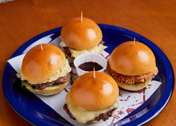 Mané Mercado celebra Semana da Criança com seleção de pratos e atividades na brinquedoteca