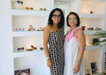 Lançamento da 2ª edição da collab Tecnótica + Janaina Ortiga reúne clientes e amigos na loja do Lago Sul