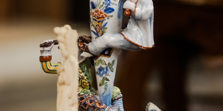 Mercato Feira de Artes, Antiguidades e Design realiza edição natalina e promove ação social