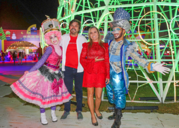 Um Sonho de Natal: Celina Leão e Claudio Abrantes inauguram projeto que ilumina Brasília para o Natal