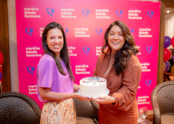 Andressa Furtado e Julia Guimarães celebram 1 ano do projeto MENTHAlidade Feminina em noite para convidadas