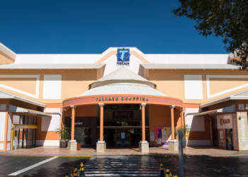 Natal Terraço Shopping sorteia um Fastback Abarth e Panettone Cacau Show de presente