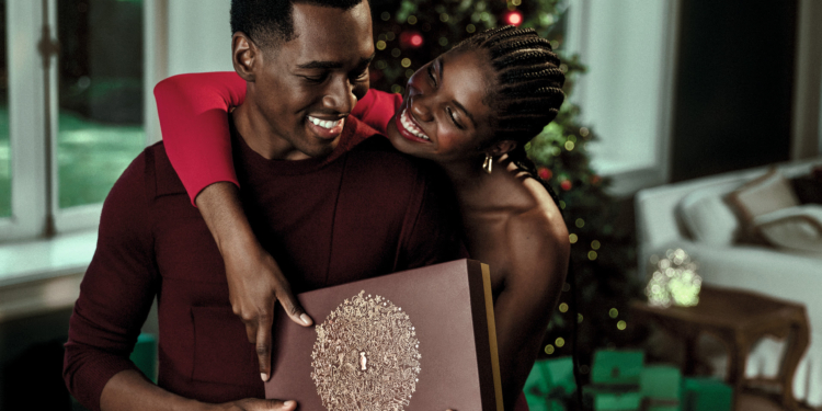 Para comemorar o Natal, o Boticário lança mais de 30 kits e combos especiais