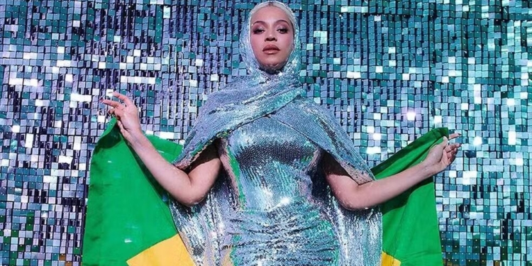 Filme da Renaissance Tour: Beyoncé aparece de surpresa em Salvador