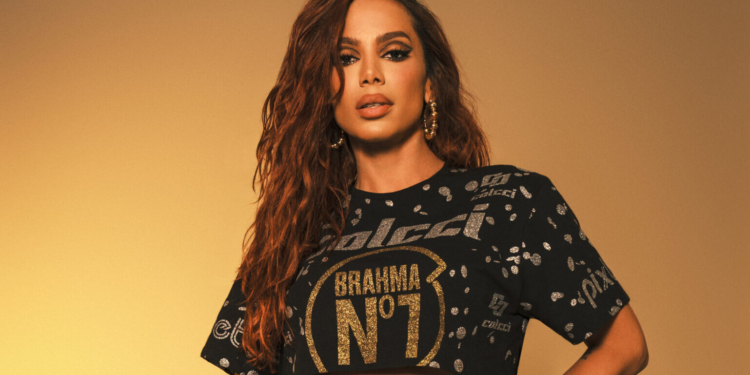 Anitta é anunciada como musa da 33ª edição do Camarote Nº1