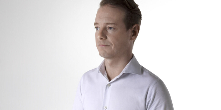 Designer de mobiliários Jader Almeida prepara abertura de Flagship Store em Brasília