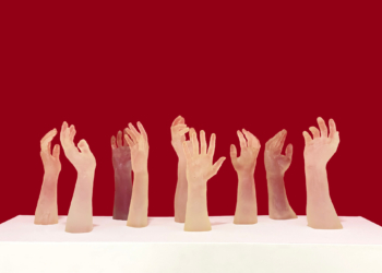 Referência Galeria de Arte apresenta a mostra “Abaixo do sol, acima da terra”, de Valdson Ramos