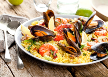 Brasa e frescor são as tendências para a gastronomia em 2024