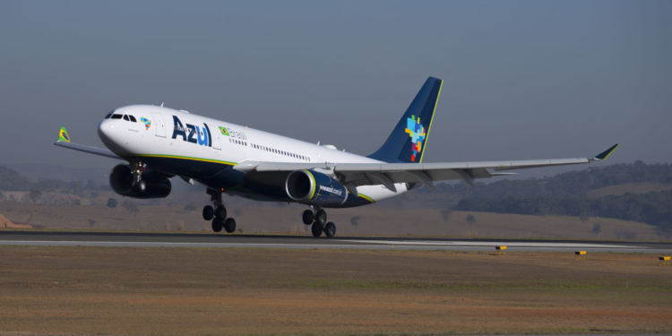 Azul cria hub no Galeão para atender demanda de show da Madonna