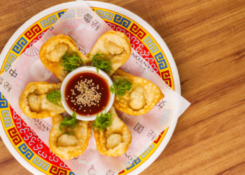 Chef Marco Espinoza inaugura novo restaurante no Venâncio Shopping