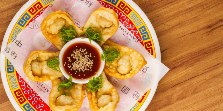 Chef Marco Espinoza inaugura novo restaurante no Venâncio Shopping