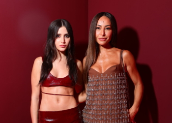 Sabrina Sato, Silvia Braz e Lívia Nunes vestem a nova coleção da Gucci na celebração em São Paulo