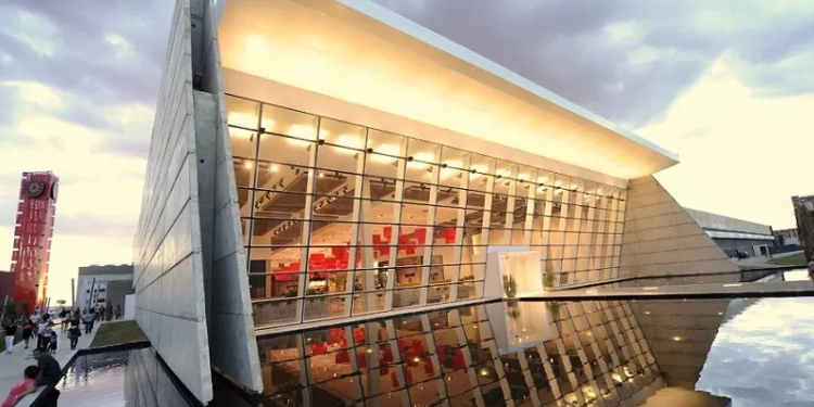 Outlet Premium Brasília promove Crazy Sale