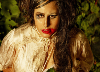 ESTUFA – Um falso testemunho: espetáculo teatral em Brasília aborda experiências com o médium João de Deus