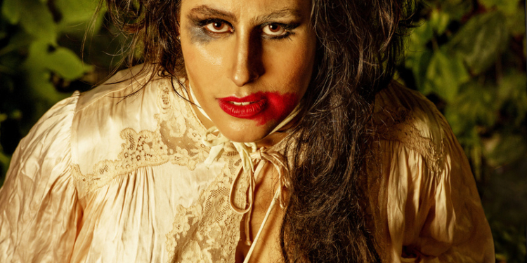 ESTUFA – Um falso testemunho: espetáculo teatral em Brasília aborda experiências com o médium João de Deus