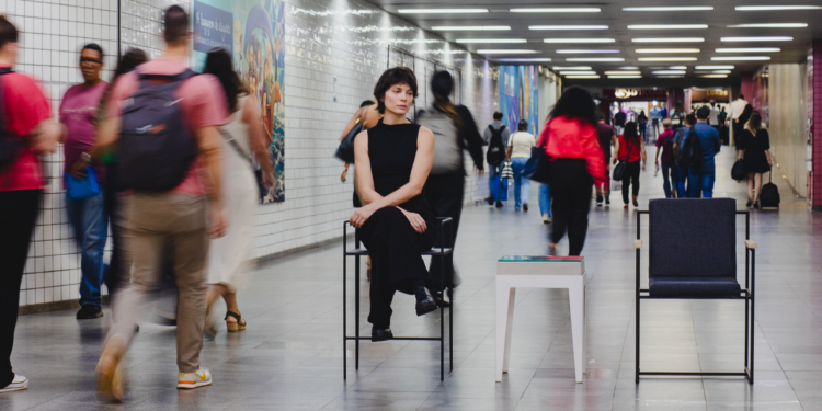Galpão Design expõe peças com a cara de Brasília na estação Metrô Galeria