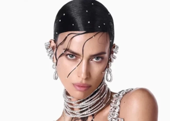 Irina Shayk e Karlie Kloss são as musas da Swarovski para o verão 2024
