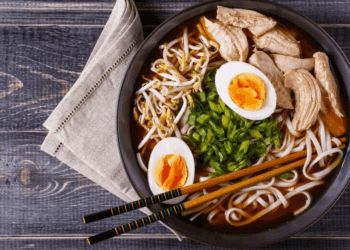 Anime Summit oferece opções de gastronomia asiática