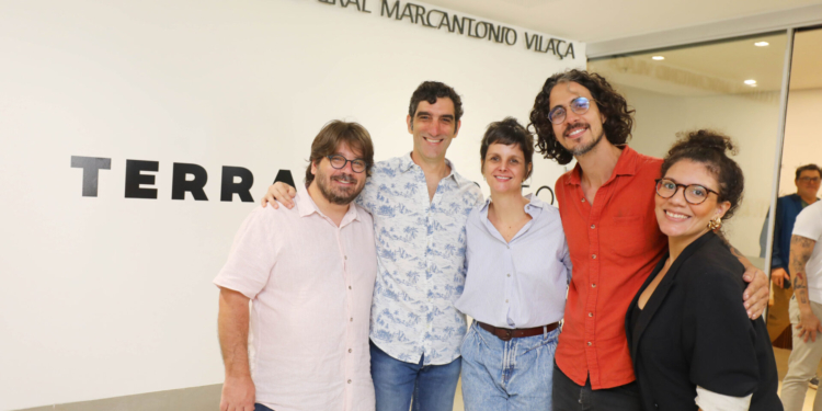 Casapark Prime reúne arquitetos e designers de interiores para visita à mostra “Terra Concreto”