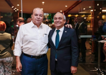 Sindjus reúne autoridades em Brasília para posse da diretoria