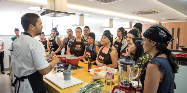 Taguatinga Shopping reabre Oficina Gourmet com aulas gratuitas