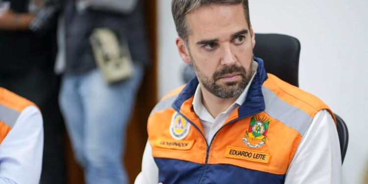 SOS Rio Grande do Sul: Governador Eduardo Leite pede ajuda do Brasil