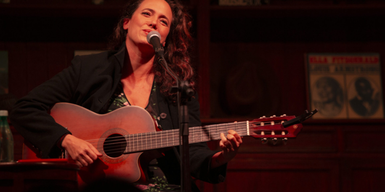 Tiê convida Claudio Nucci para show gratuito no Boulevard Shopping Brasília