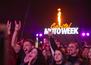 Show de Raimundos abre primeira noite do Capital Moto Week 2024